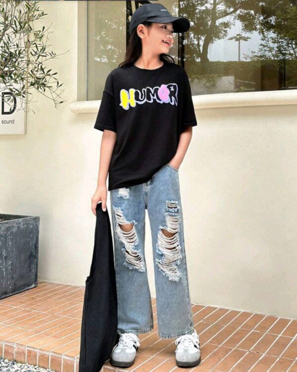 ⁦SHEIN تي-شيرت قصيرة الأكمام من الصوف الخالص المطبوعة بنمط الدب لفتيات المراهقة ، خط العنق المستدير⁩ - الصورة ⁦4⁩