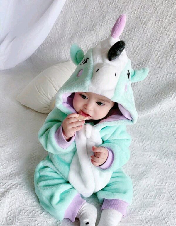 ⁦SHEIN Persoplay Kids بدلة تصميم أذن ثلاثي الأبعاد قبعة قطيفي للبنات الاطفال⁩ - الصورة ⁦3⁩
