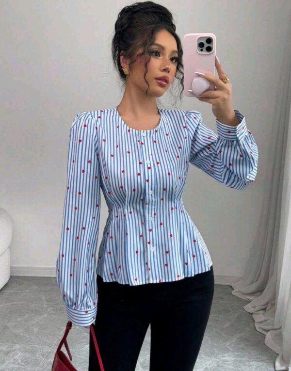 ⁦Rafferiza بلوزة نسائية بأكمام طويلة بتصميم قلب مخطط باللون الأزرق والأبيض، أنيقة ومميزة، مناسبة للربيع والصيف والخريف والشتاء⁩ - الصورة ⁦5⁩